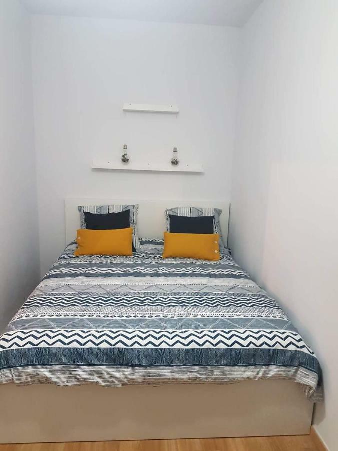 21 Bis Rue De La Croix Appartement Avignon Bagian luar foto