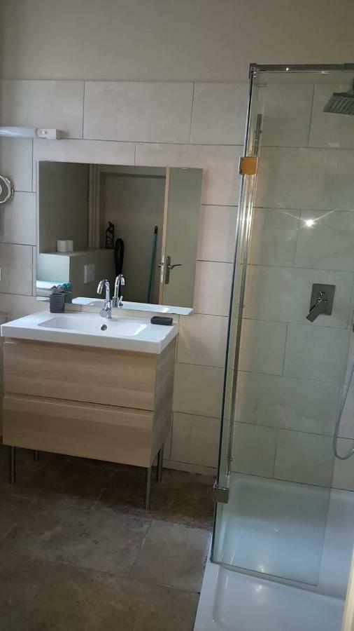 21 Bis Rue De La Croix Appartement Avignon Bagian luar foto